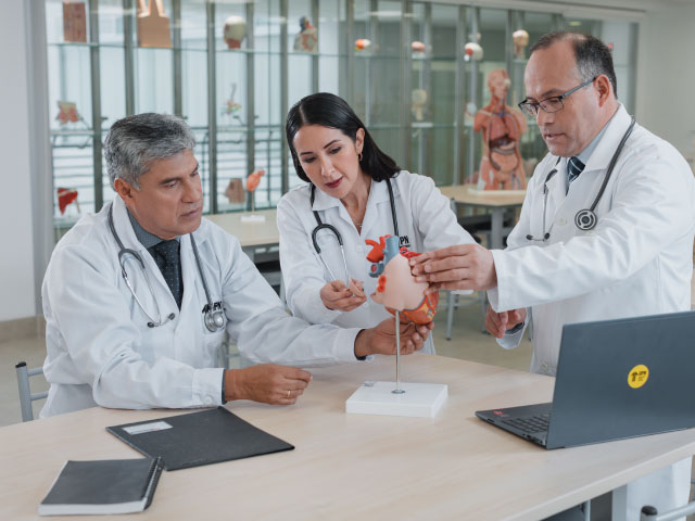 Perfil de ingreso · Laboratorio Clínico y Anatomía Patológica