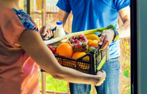 Los canales minoristas se reinventaron e ingresaron a la modalidad de venta digital y delivery. (Foto: cosas.pe)