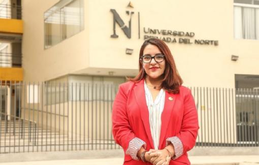 Genuino orgullo: Sandra obtuvo el reconocimiento de la OEA tras un prolongado y arduo proceso.