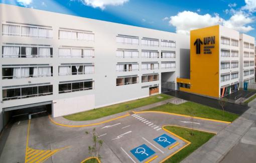 A través de la investigación e innovación, nuestra universidad está comprometida con la formación integral de nuestros estudiantes, docentes y colaboradores.