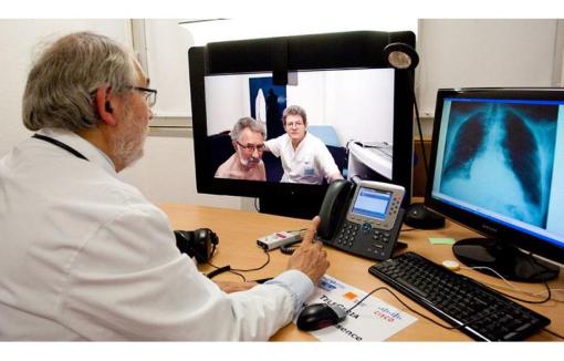 El progreso en telemedicina es un ejemplo de lo que se puede lograr con el aporte científico y tecnológico. (Foto: aarp.org)