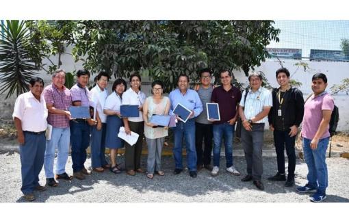 Mediante un sistema inteligente, el dispositivo desarrollado por nuestros estudiantes agiliza la interacción entre sus usuarios. 