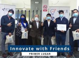 Nuestro estudiante Flavio Segovia (penúltimo de izquierda a derecha) durante la premiación del concurso organizado por la Municipalidad de Jesús María. 