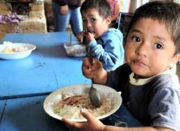 Nuestros jóvenes brindan asesoría a comedores populares de Pamplona y Campoy. (Foto: andina.pe)
