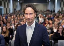 En conferencia magistral organizada por UPN, el experto expuso las claves para desarrollar el potencial de cada persona según sus principios y valores.